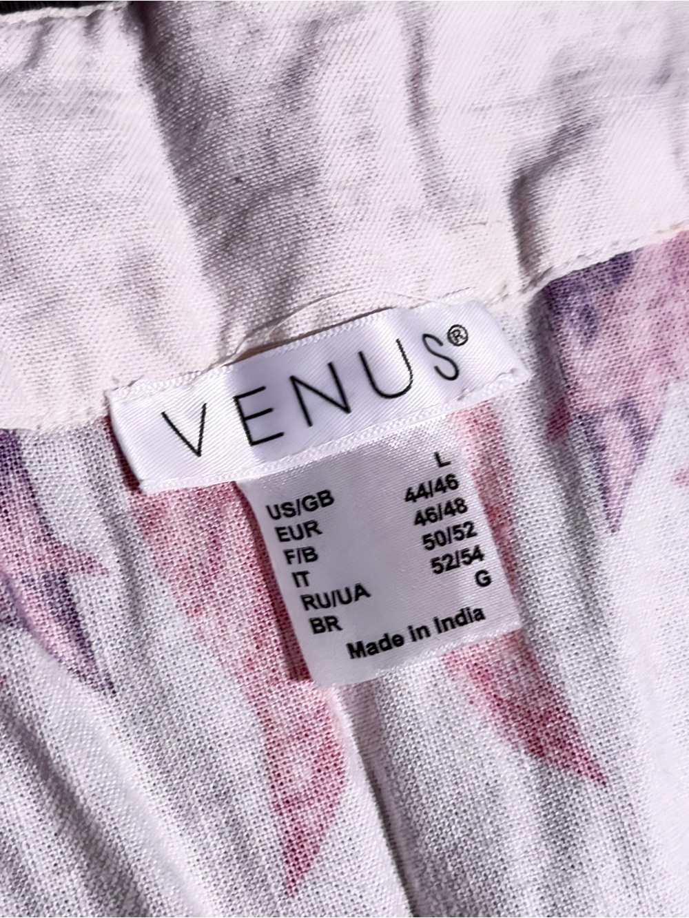 VENUS White Top & Shorts Pink & White Floral Print Set - Picture 2 of 9